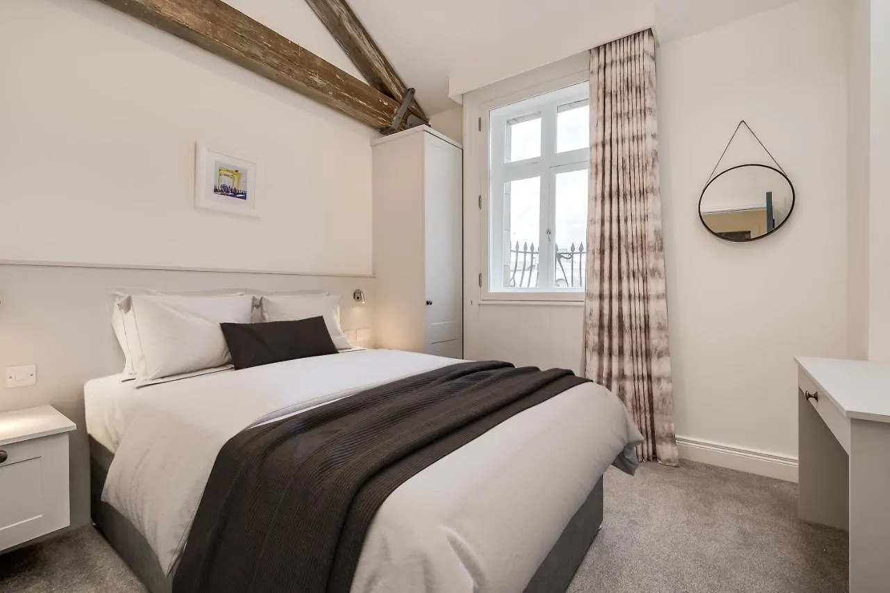 Castle Buildings Apartment Belfast